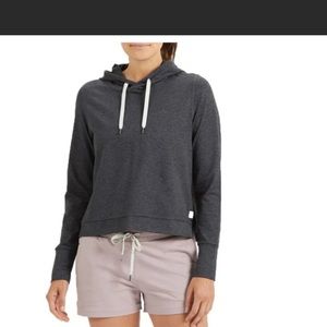 Vuori essential Halo women’s hoodie size large